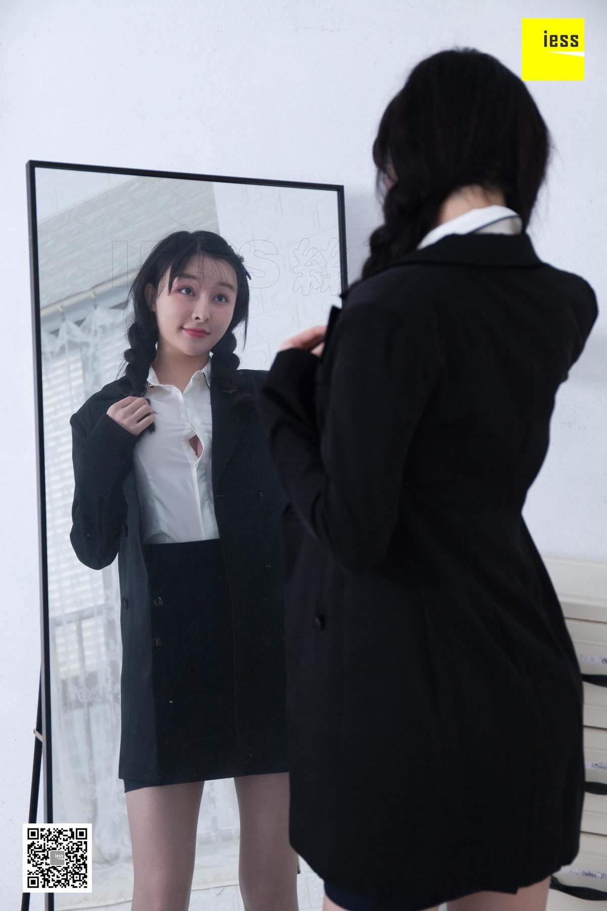 丝袜美腿图热辣总裁阿朱美腿酥胸莫名发情露骨高清美女写真图片图片