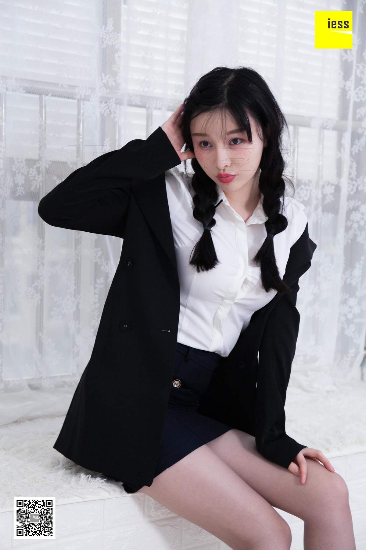 丝袜美腿图热辣总裁阿朱美腿酥胸莫名发情露骨高清美女写真图片图片