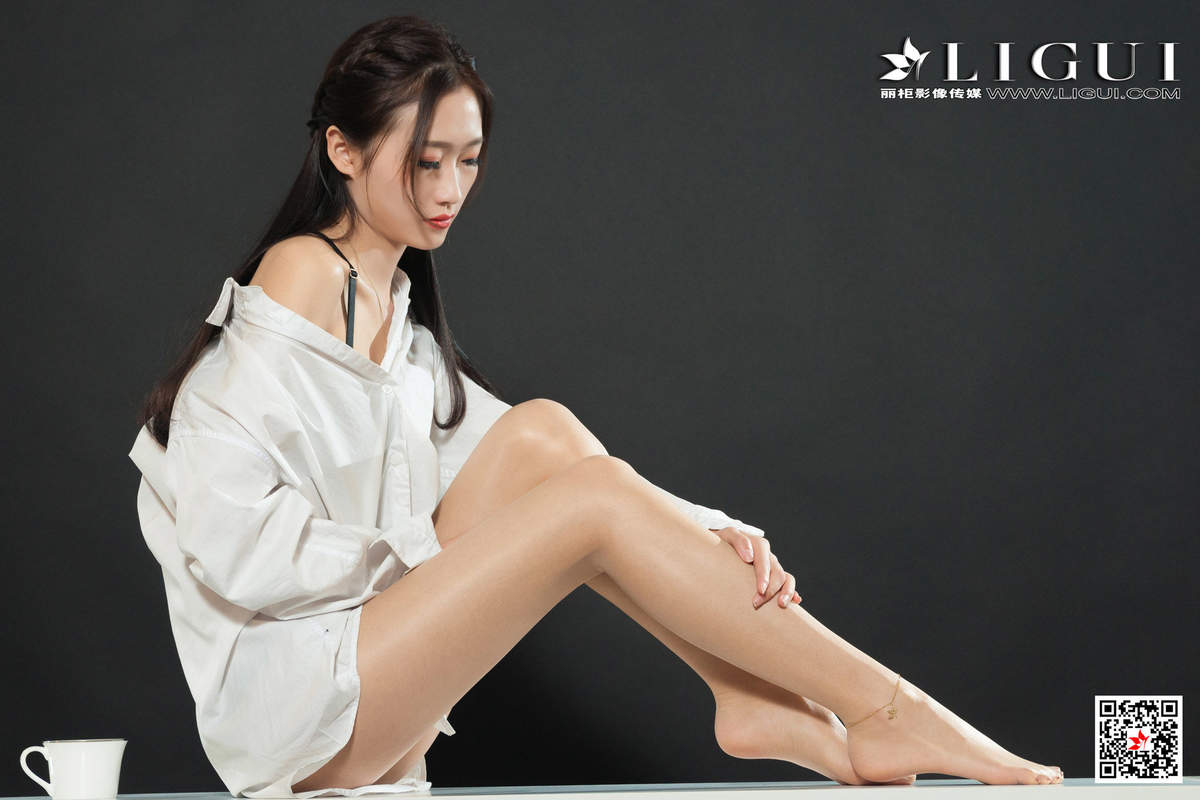 丝袜玉足图片