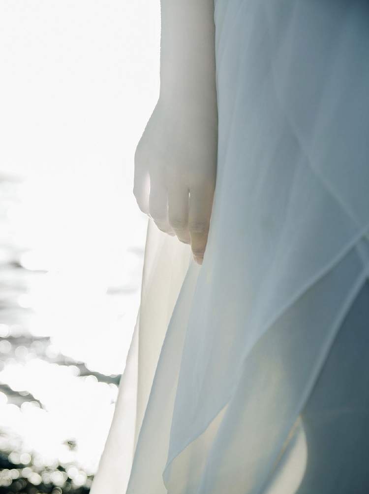 熟女丝袜吊带丝袜艺蕾清爽短发高清美女写真集图片