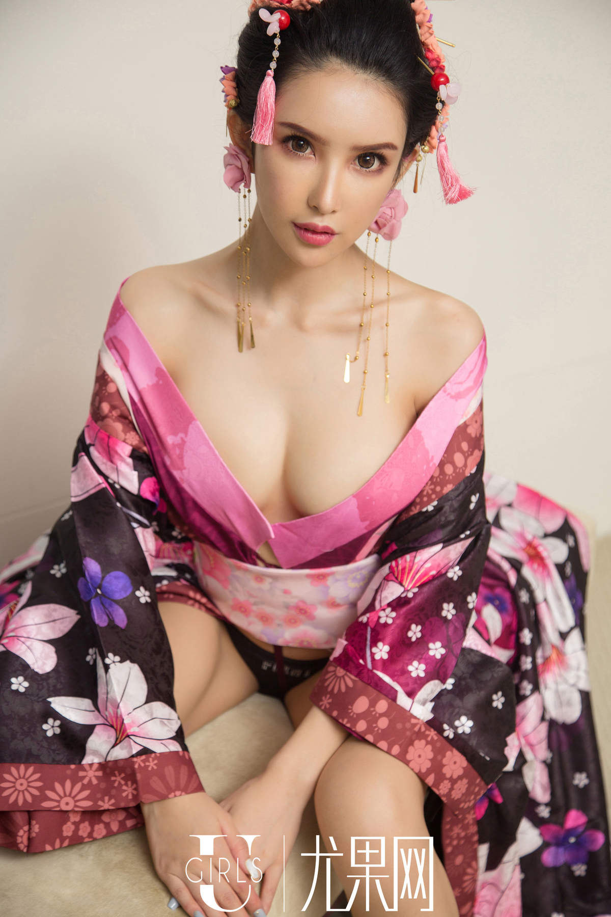 销魂美女图库沫语越撩越美蕾丝透明内内衣高清日本写真集图片