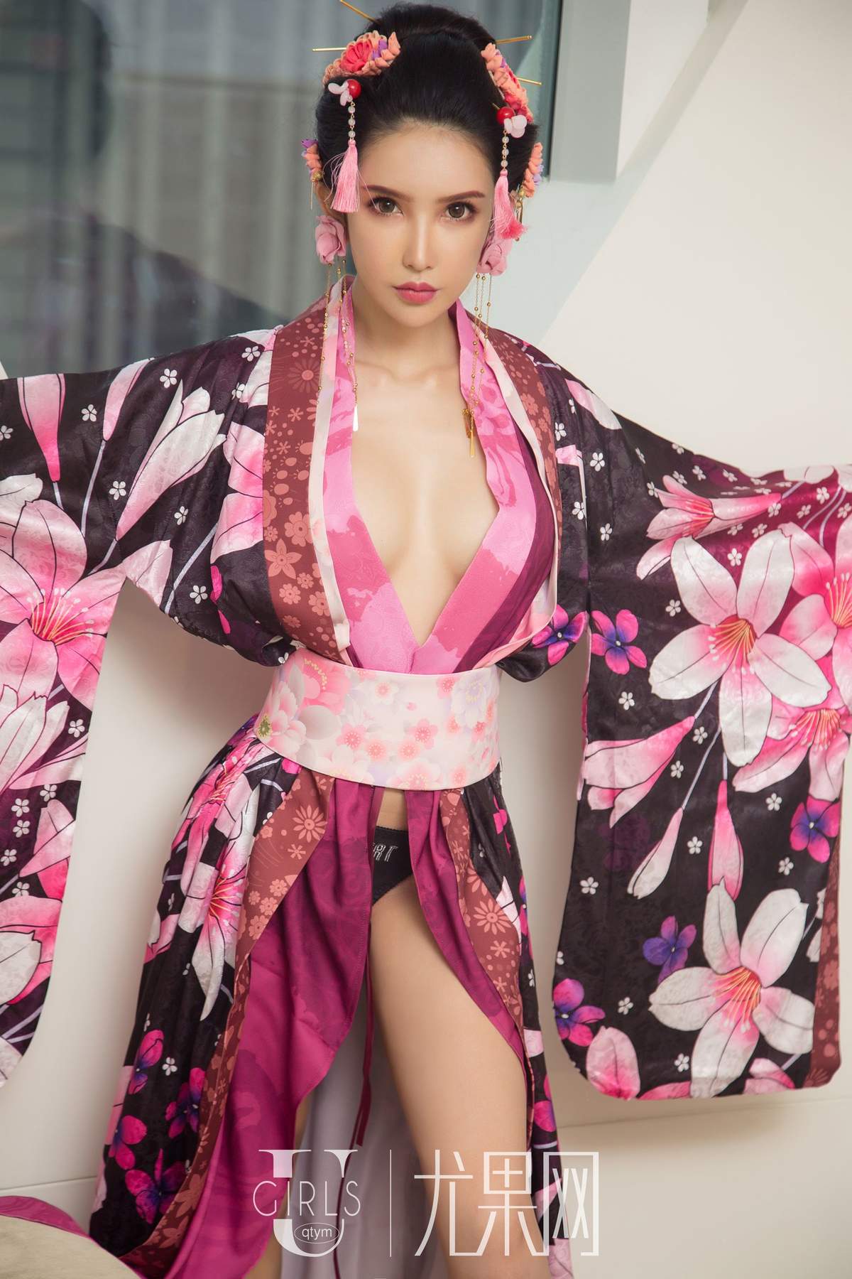 销魂美女图库沫语越撩越美蕾丝透明内内衣高清日本写真集图片