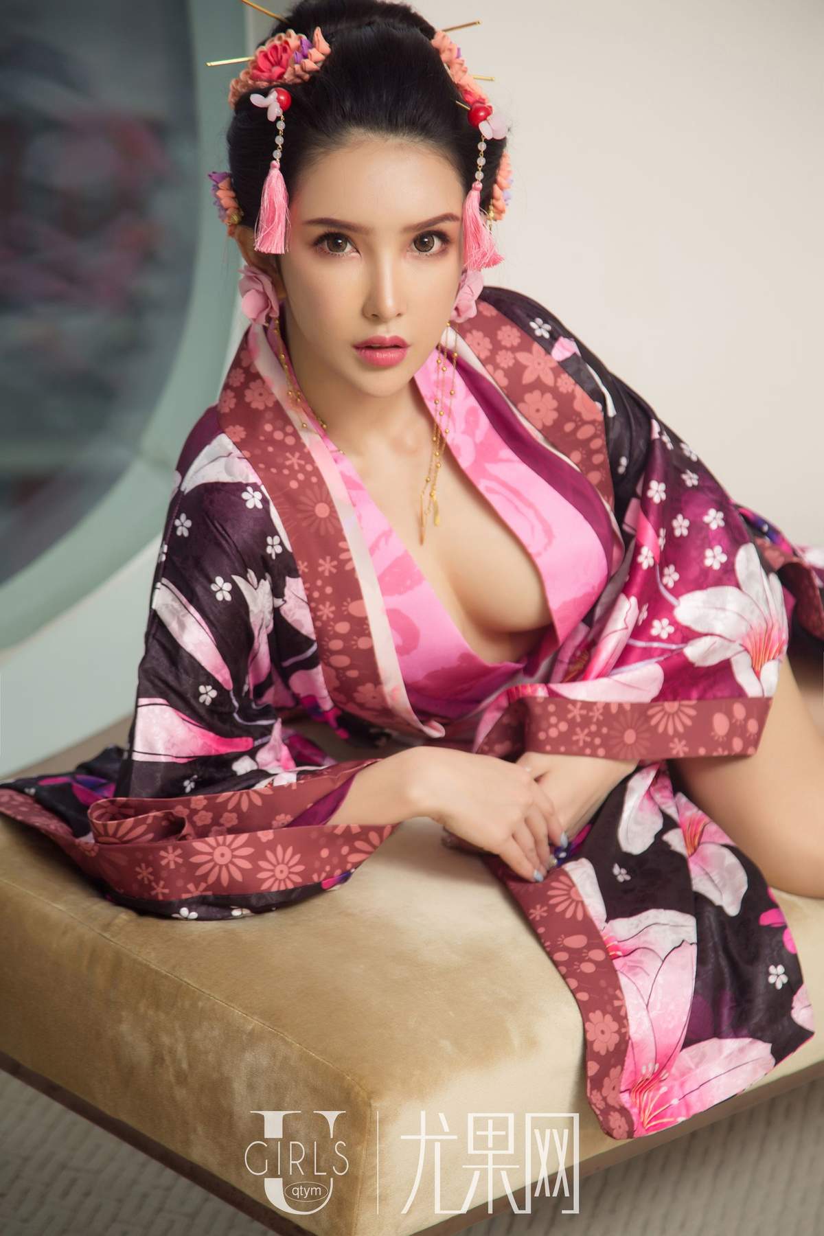 销魂美女图库沫语越撩越美蕾丝透明内内衣高清日本写真集图片