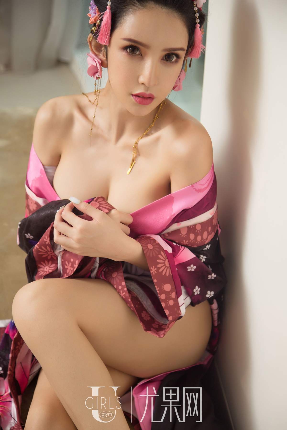 销魂美女图库沫语越撩越美蕾丝透明内内衣高清日本写真集图片