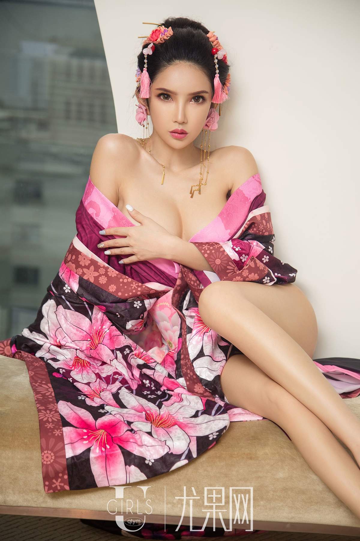 销魂美女图库沫语越撩越美蕾丝透明内内衣高清日本写真集图片