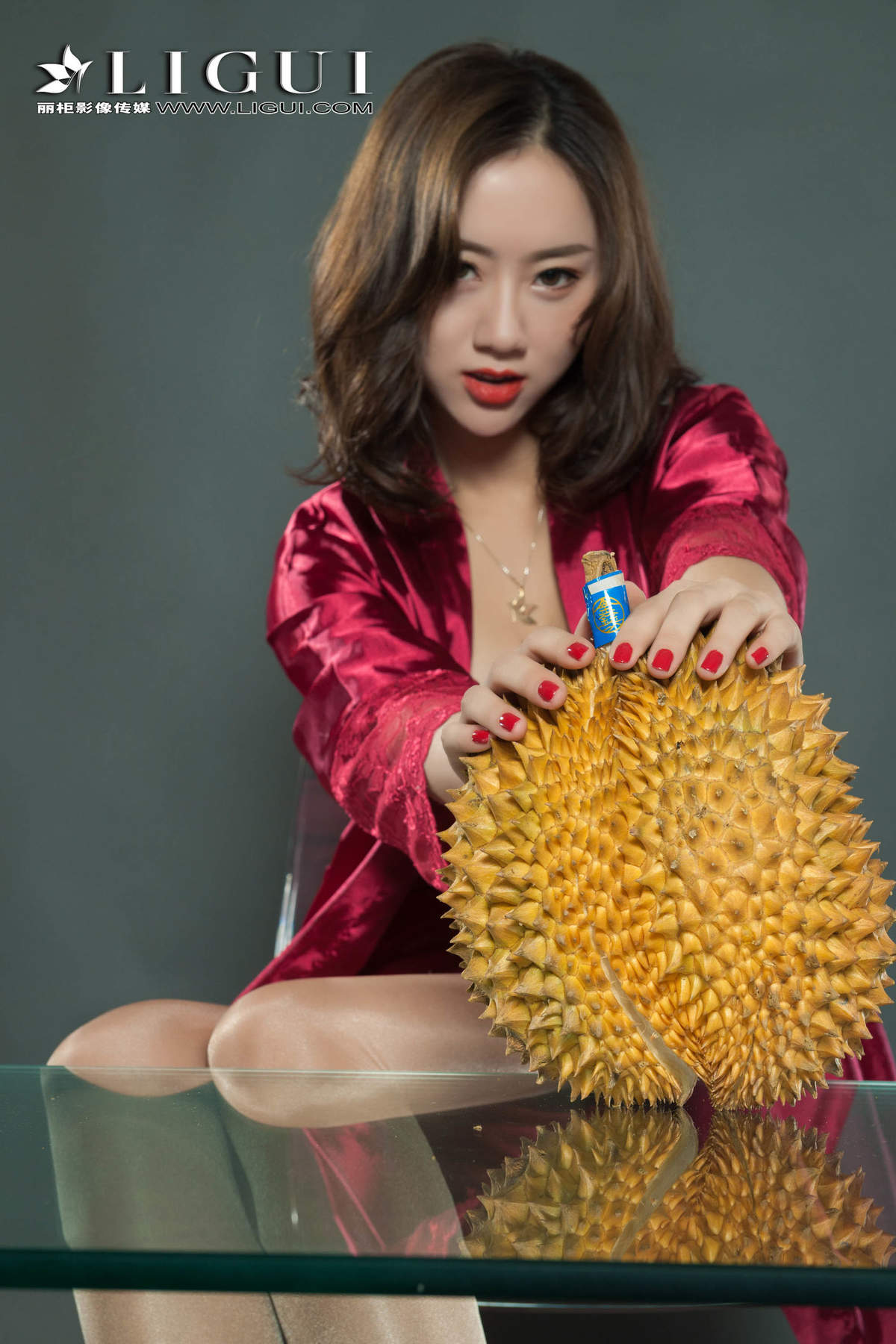 销魂美女图库沫语越撩越美蕾丝透明内内衣高清日本写真集图片