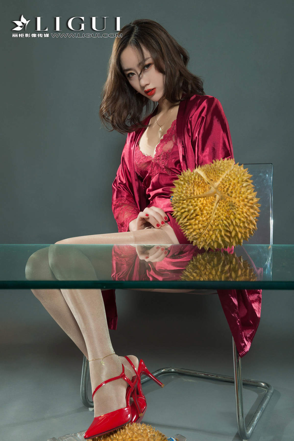 销魂美女图库沫语越撩越美蕾丝透明内内衣高清日本写真集图片