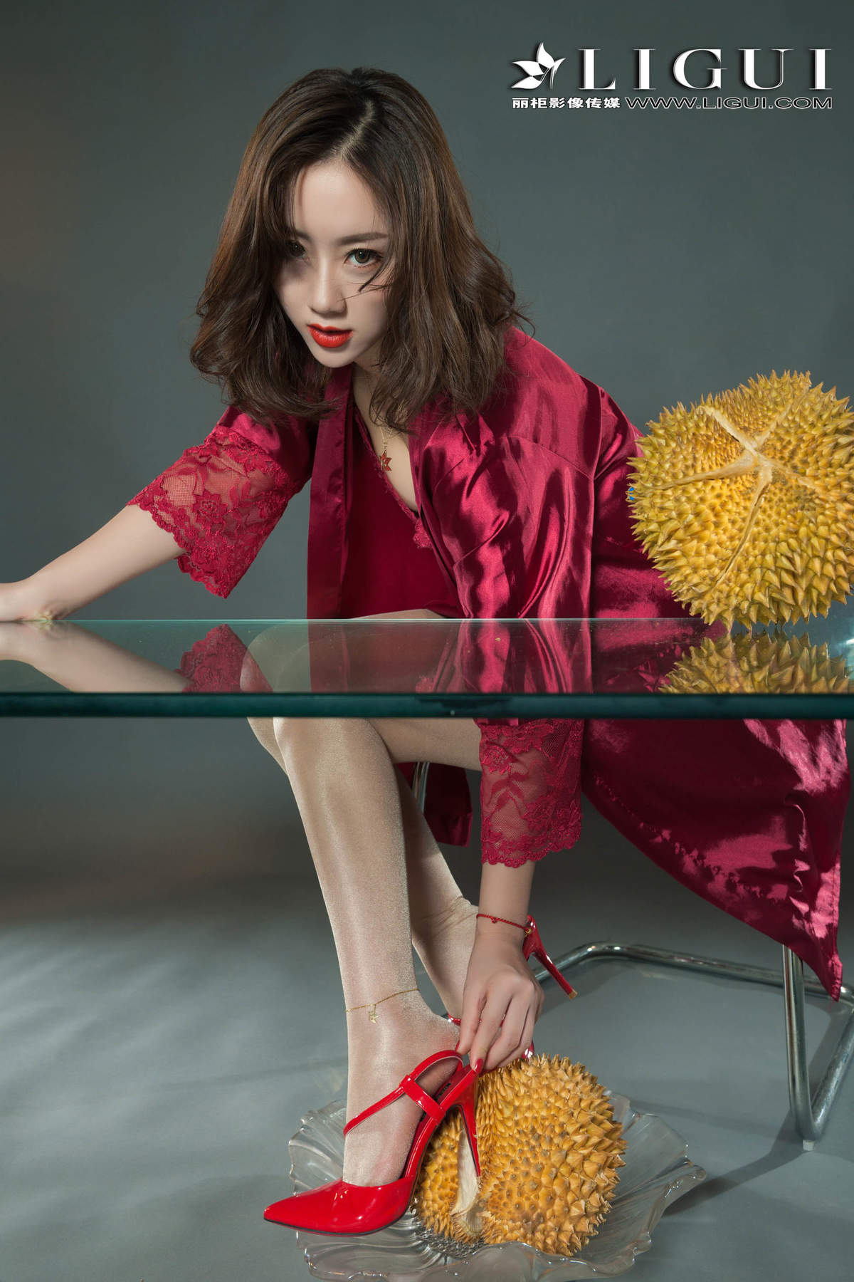 蕾丝透明性感内内衣美女图片天天看王琳丝丝入你心高清写真集图片