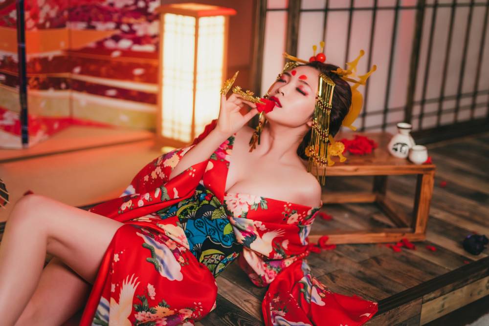 日本少妇图片