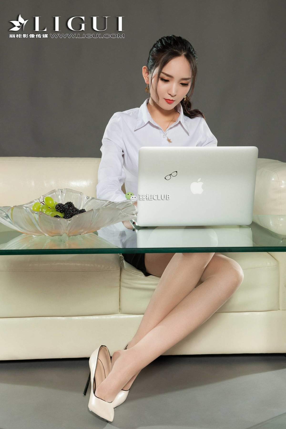 韩国美女模特李易童情圣大胸妹子图片写真集图片