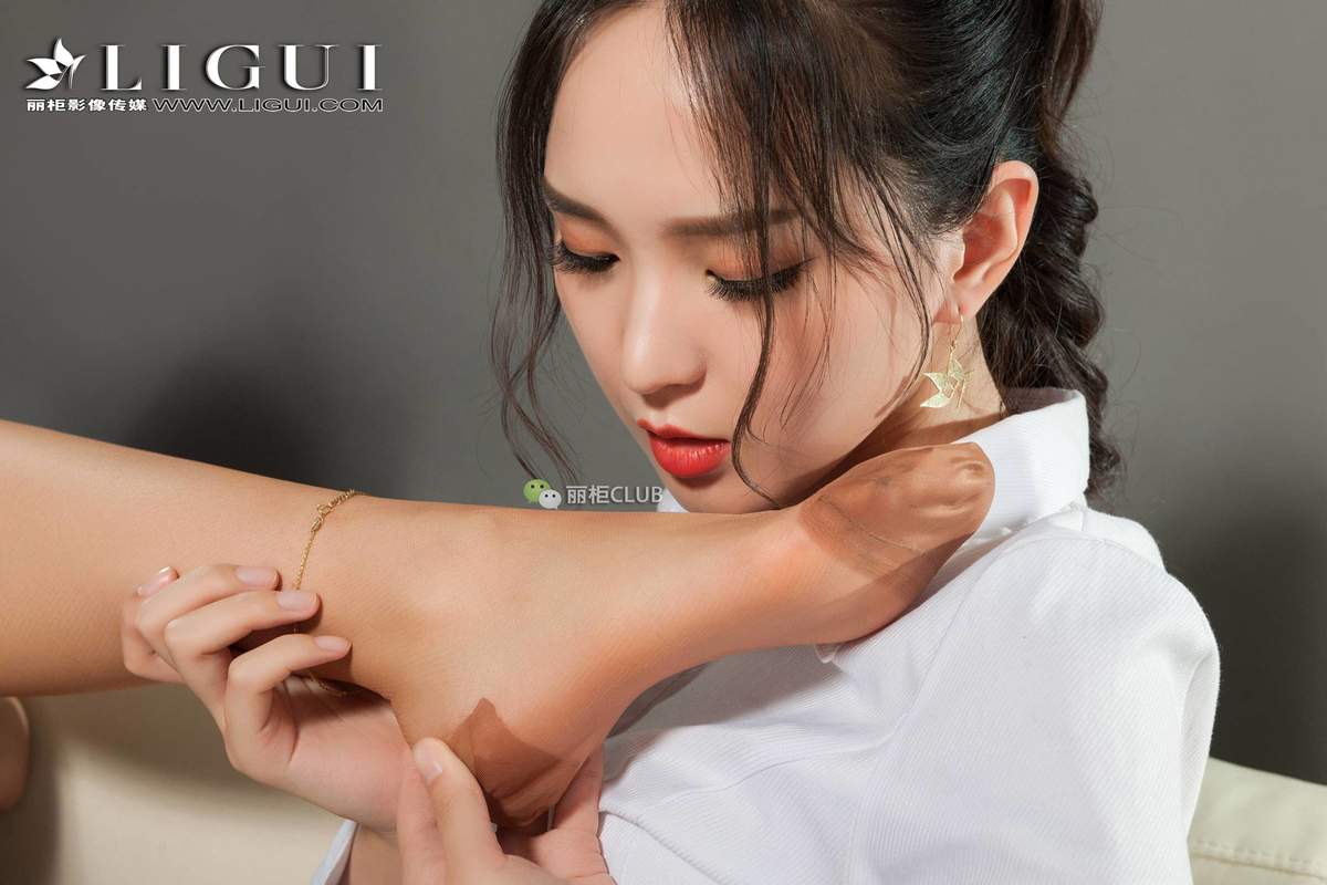 韩国美女模特李易童情圣大胸妹子图片写真集图片