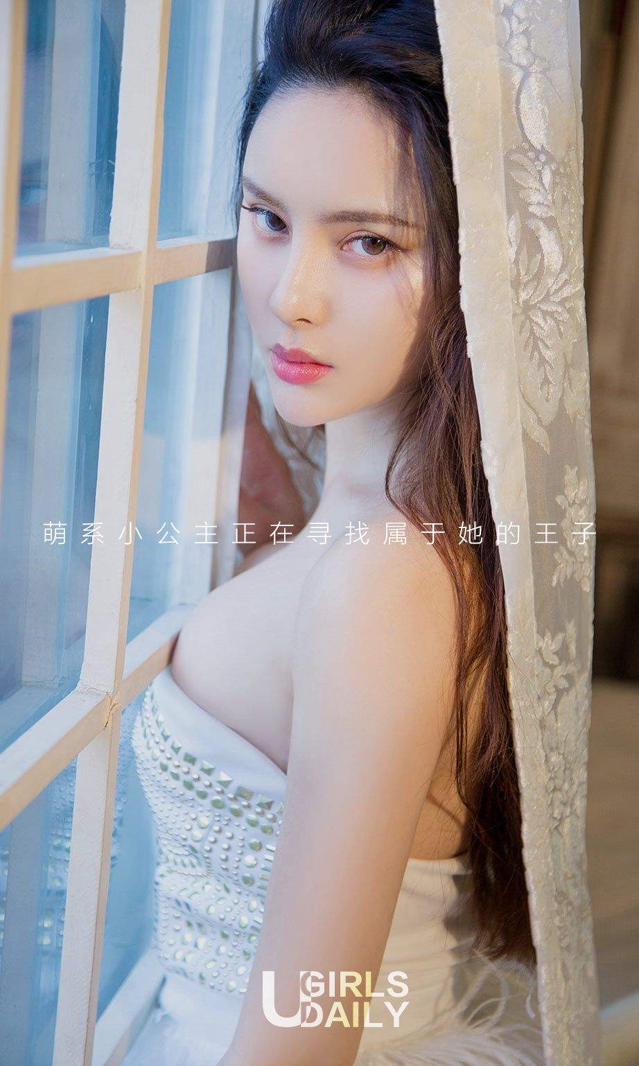 冷艳美女图片