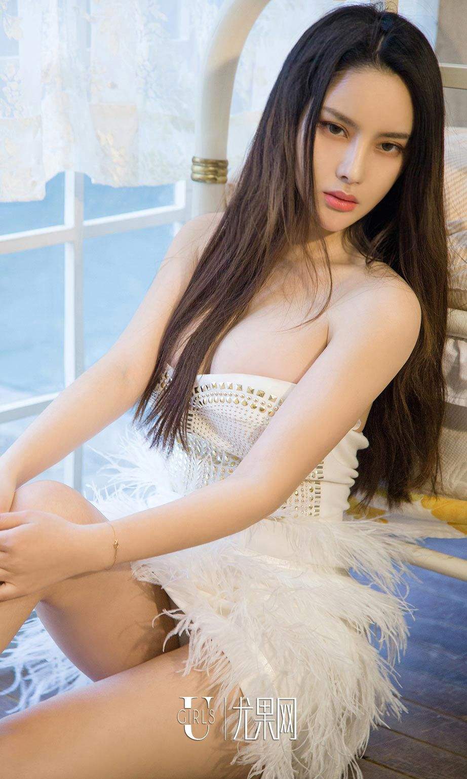 冷艳美女图片