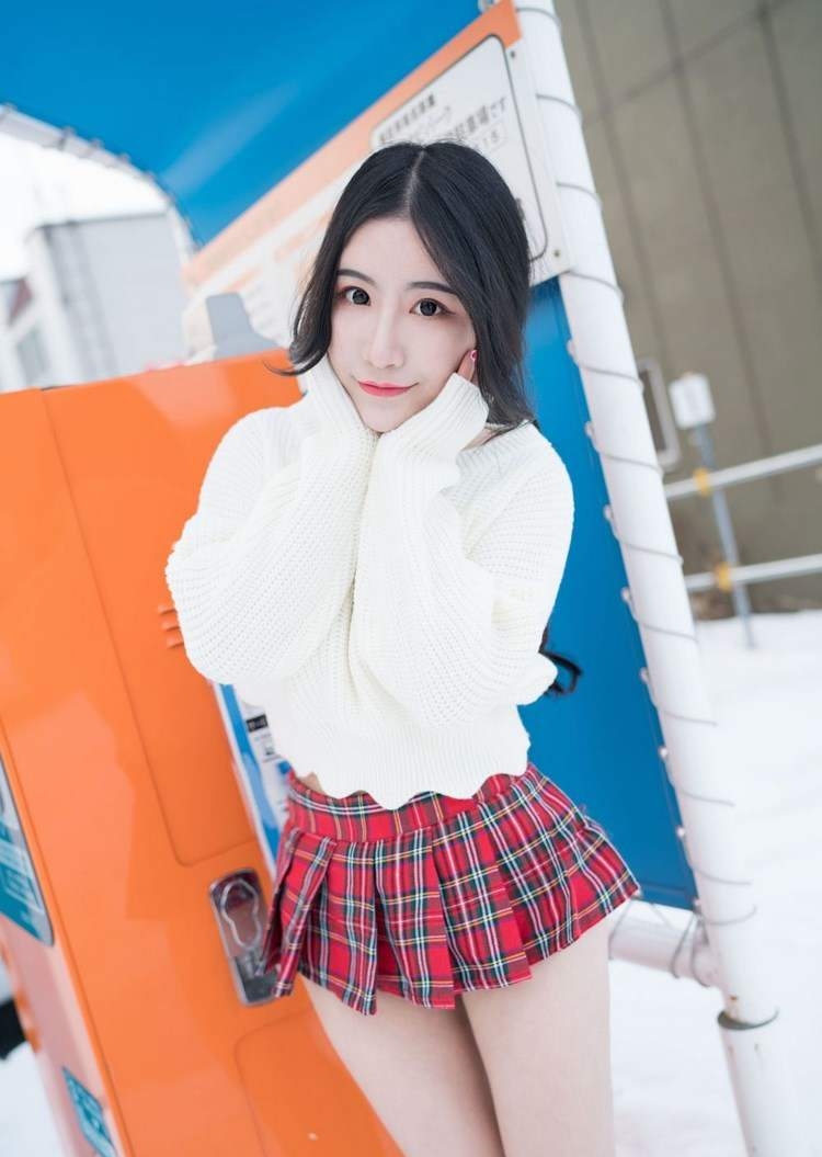 包臀裙美女图片