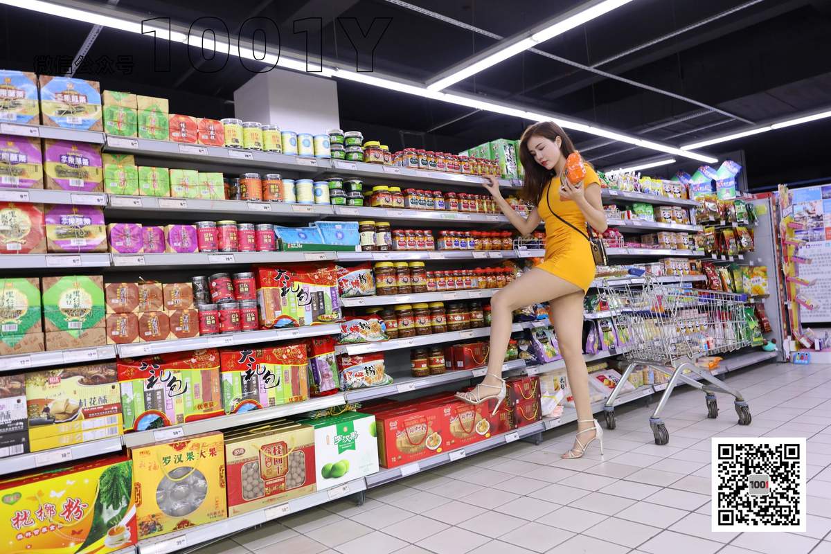 高跟鞋美女腿模孙千琪丝足OL写真集图片