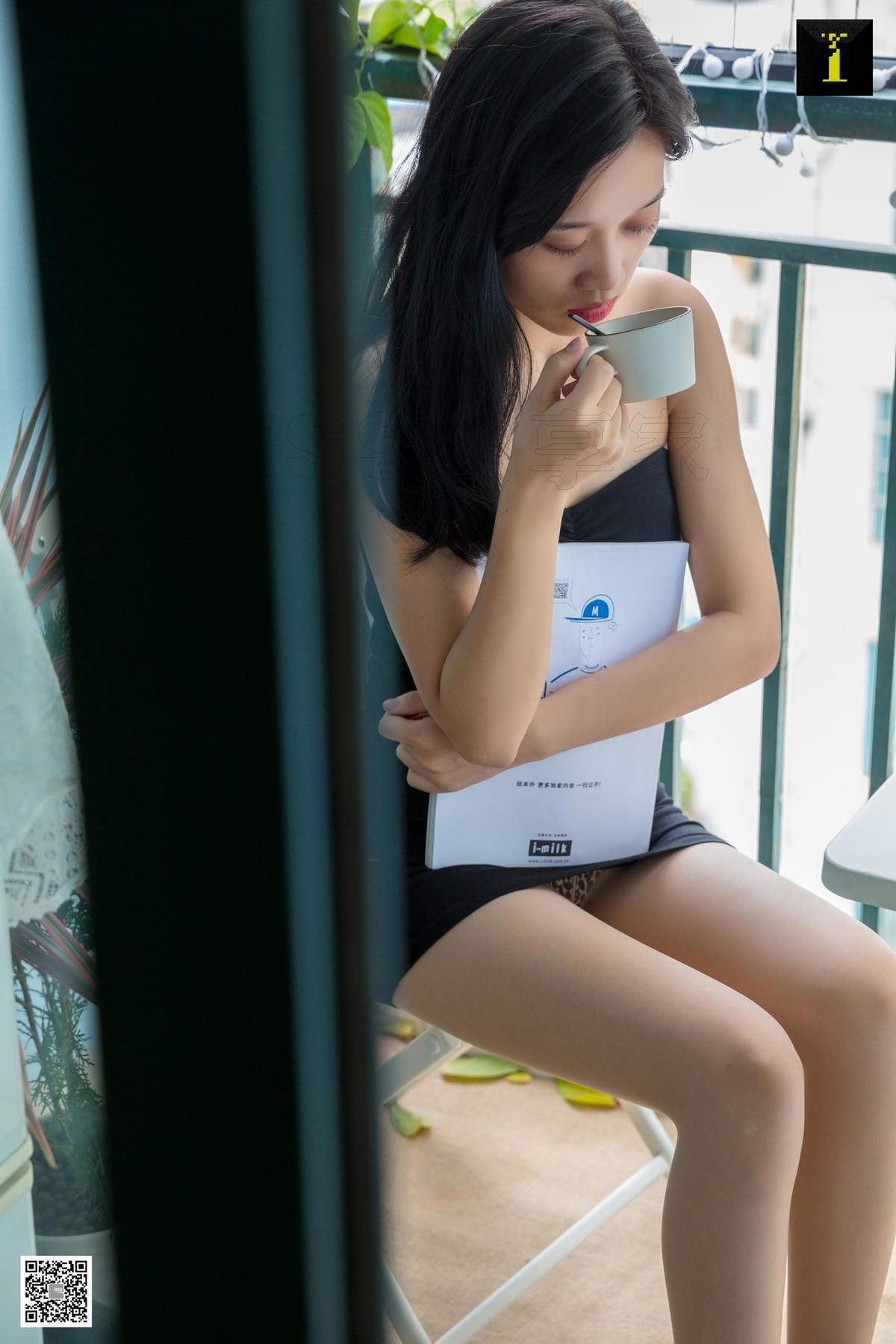 高跟鞋美女腿模孙千琪丝足OL写真集图片
