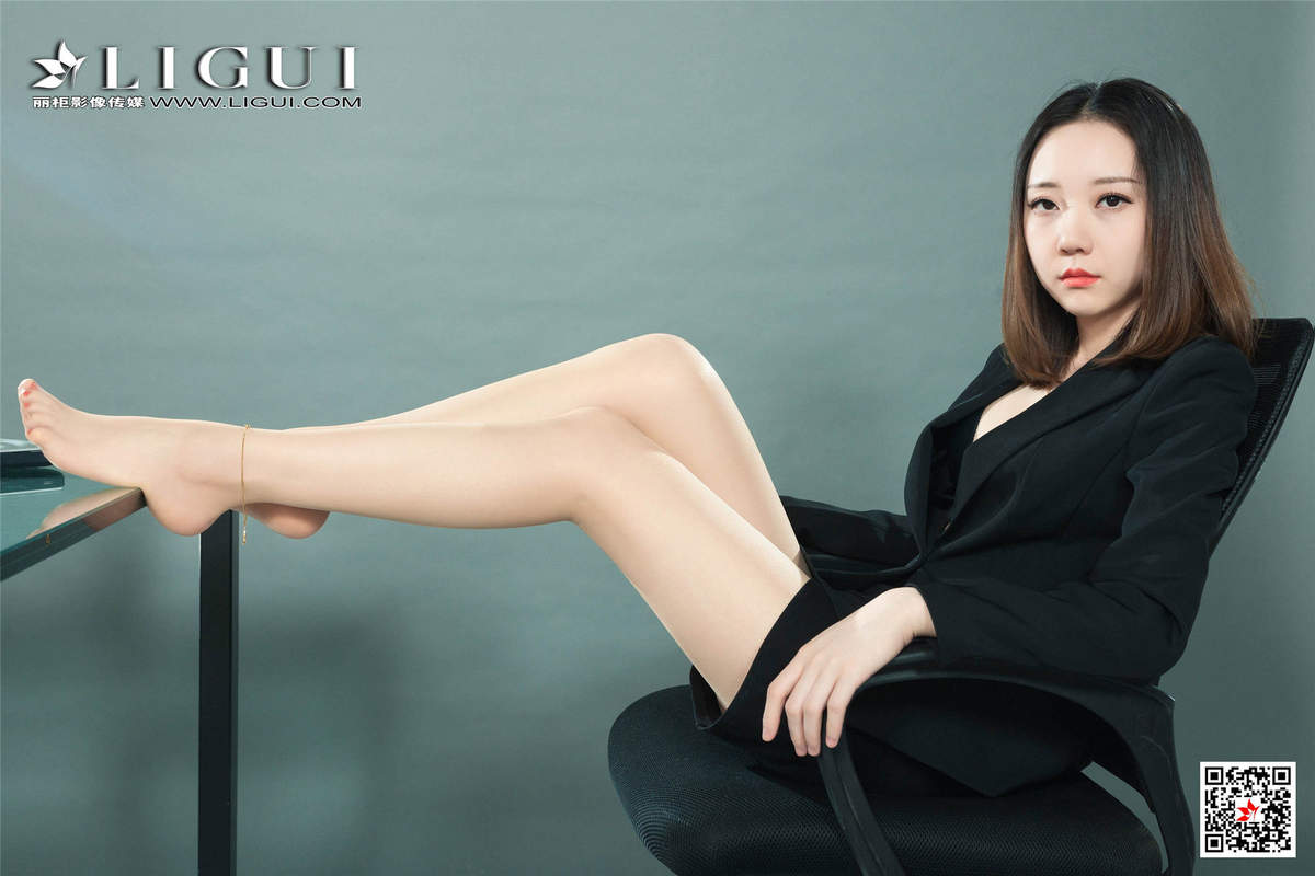 亚洲美女网美丽女教师糯美子白皙香臀美乳诱惑你图片