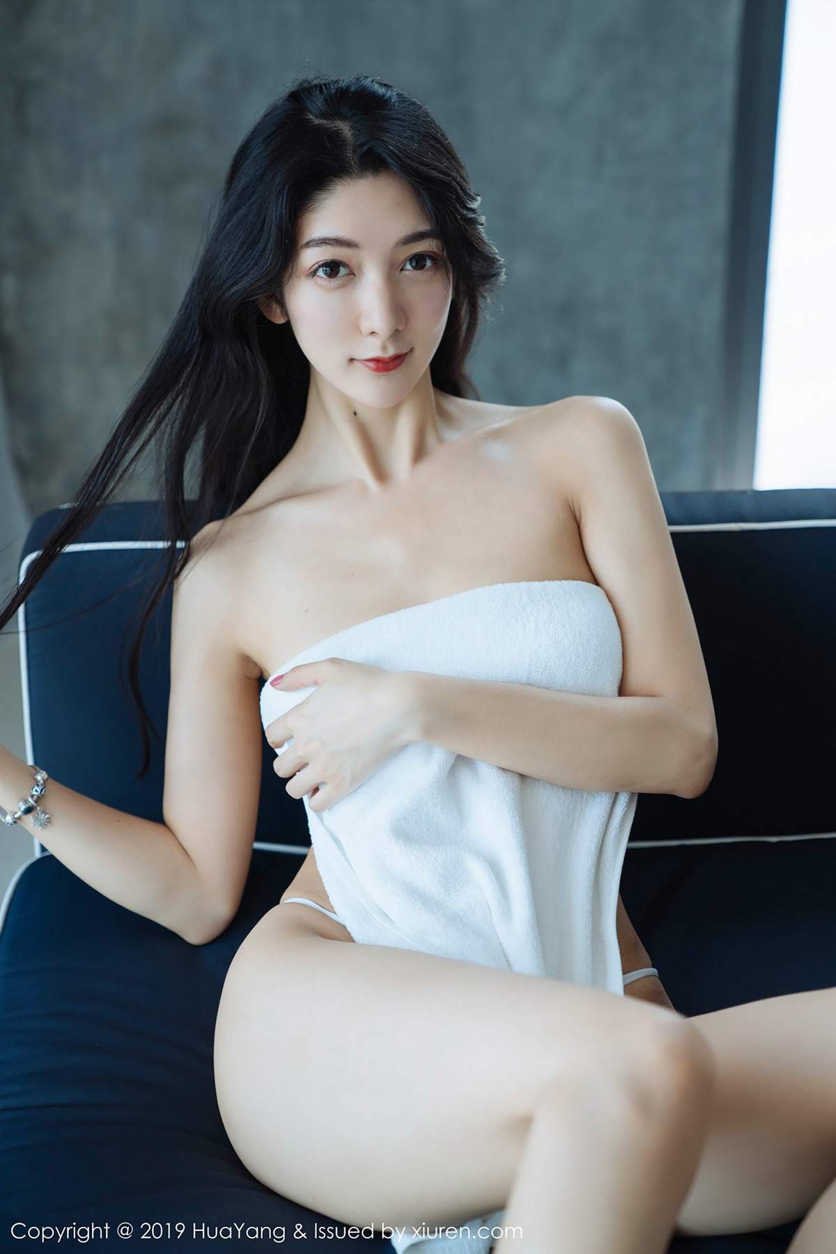美女模特美女萌琪琪Irene蕾丝半透内衣情趣内衣SM高清写真集图片