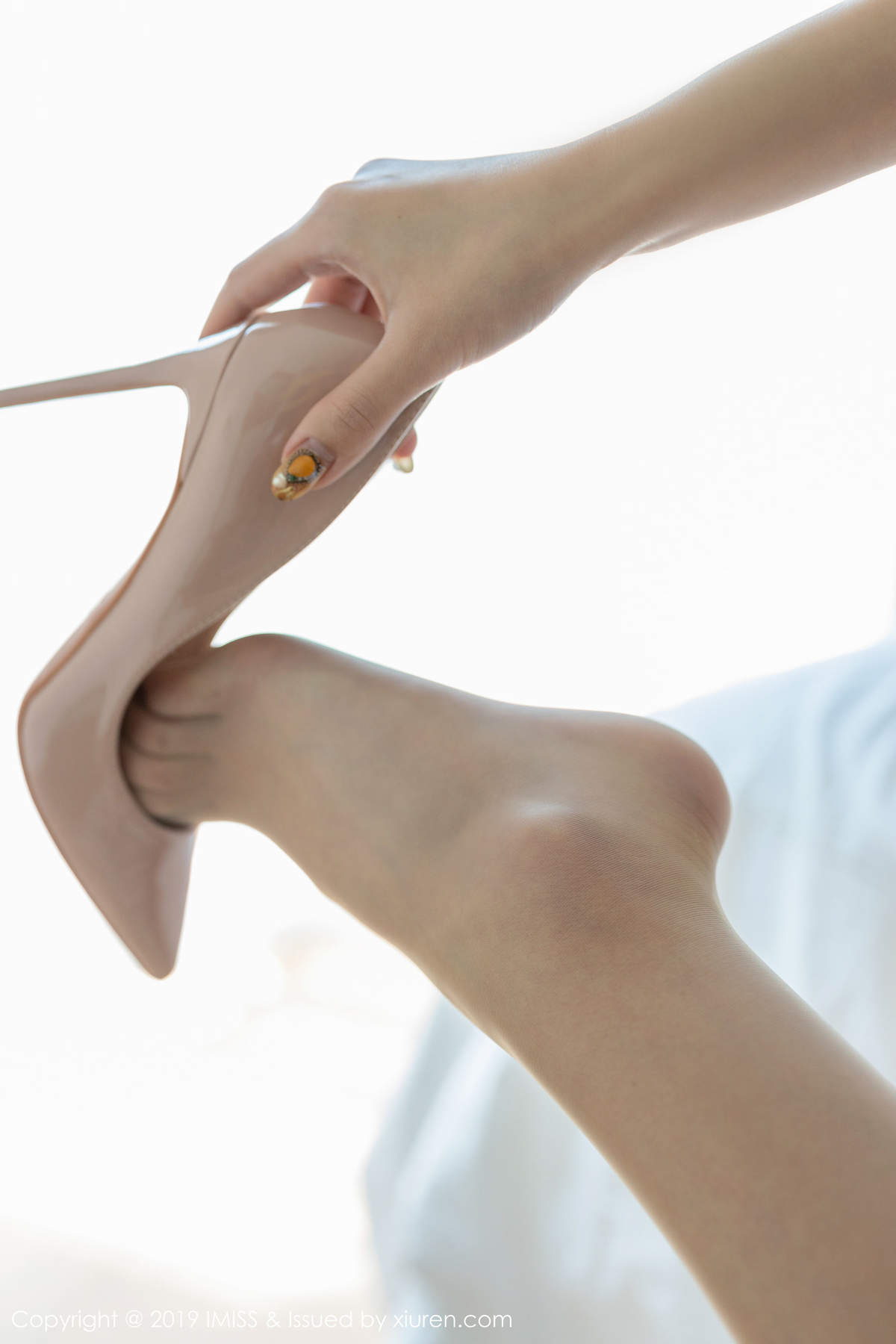 美女模特美女萌琪琪Irene蕾丝半透内衣情趣内衣SM高清写真集图片