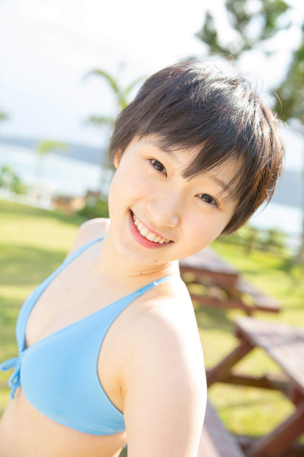 平胸妹子梦心月性感内衣与灵动韵味丝袜美女摄影写真集图片