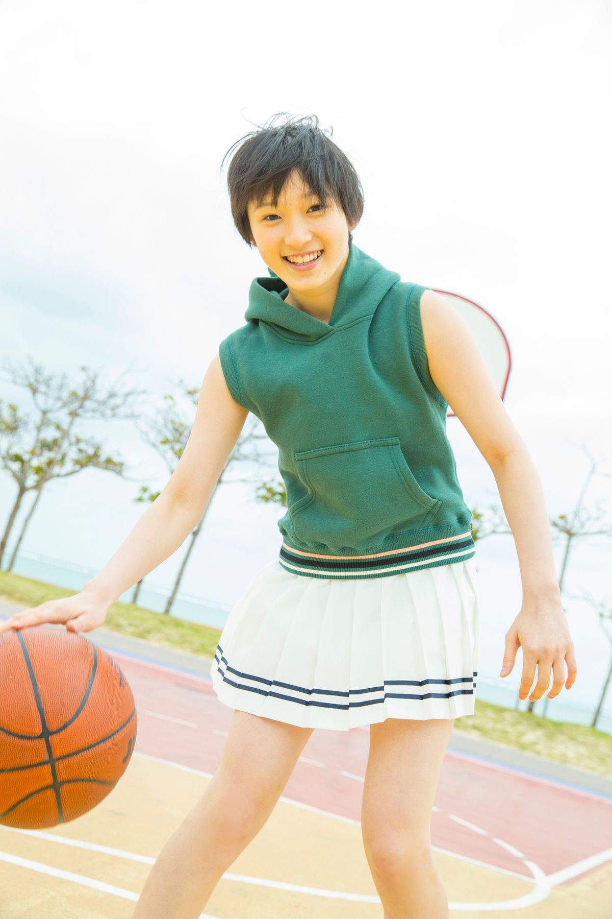 平胸妹子梦心月性感内衣与灵动韵味丝袜美女摄影写真集图片