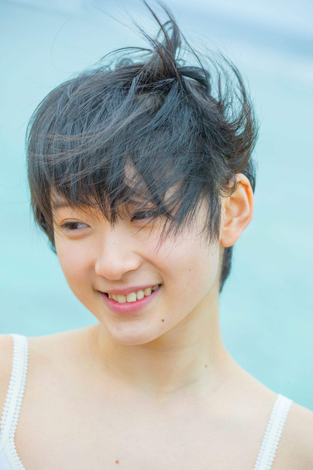 平胸妹子梦心月性感内衣与灵动韵味丝袜美女摄影写真集图片