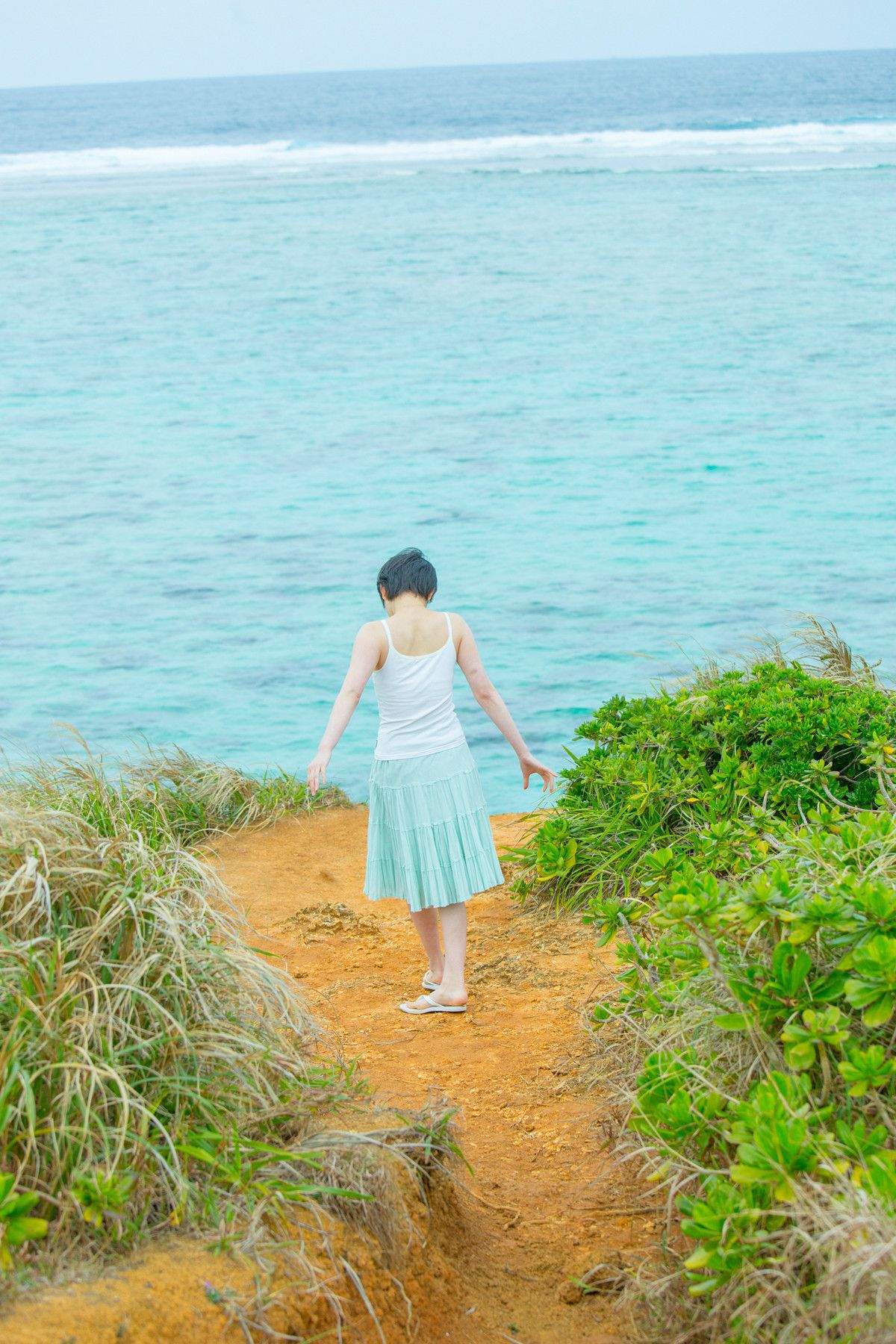 平胸妹子梦心月性感内衣与灵动韵味丝袜美女摄影写真集图片