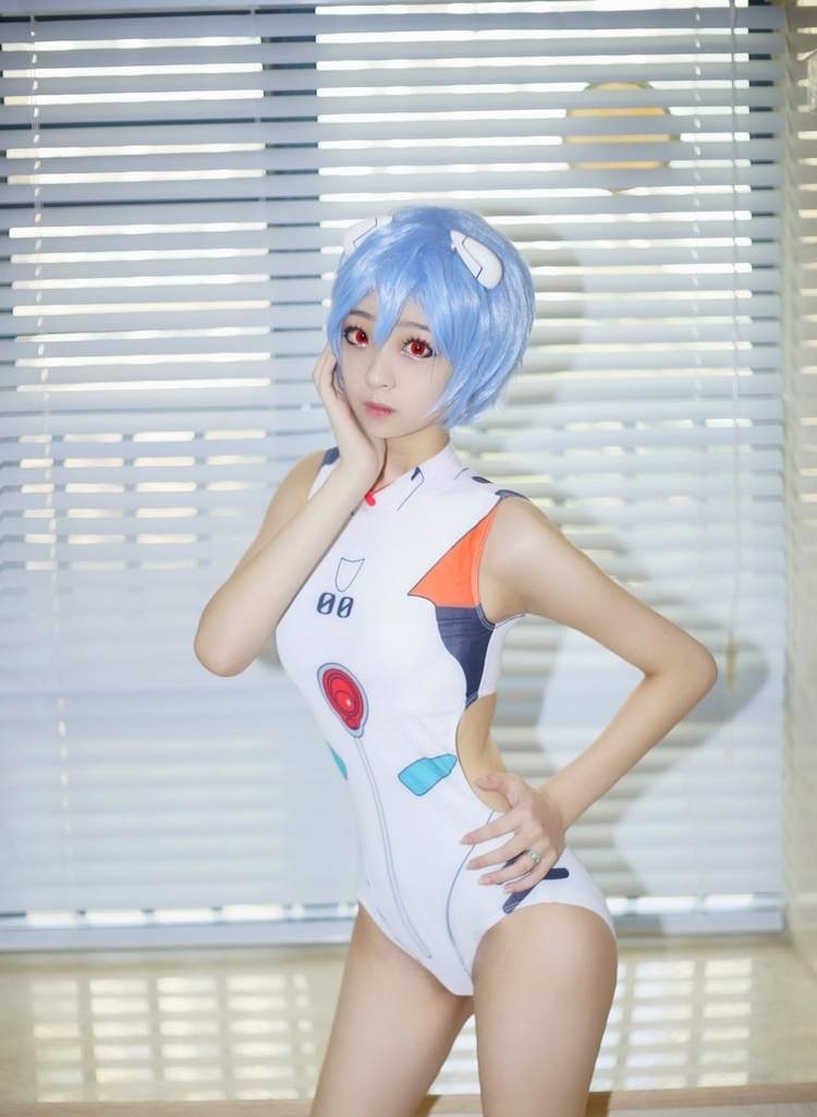 成人美女图片紧身制服酥胸露乳性感诱惑桌面壁纸图片