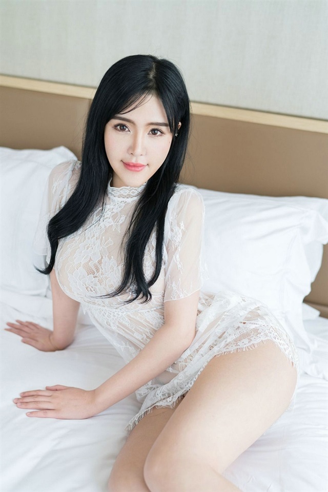 翘臀美女图片
