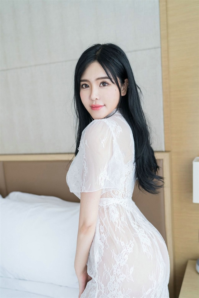 翘臀美女图片