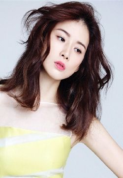 高清韩国女演员李宝英妩媚善感女神范儿写真销魂美女图片(一)