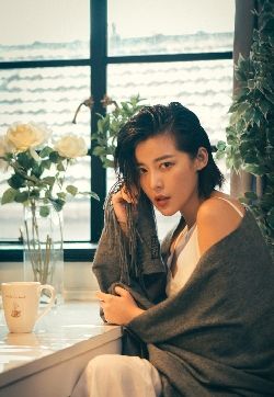 最流行表情包福建性感美女模特颓废香艳私房写真