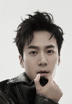高清浙江绍男明显茅子俊帅气品牌代言写真图片