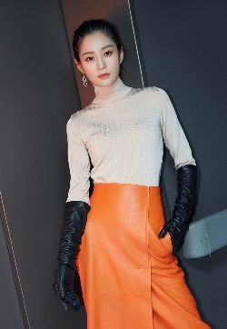 高清内地山东烟台女演员王媛可魅力写真图片