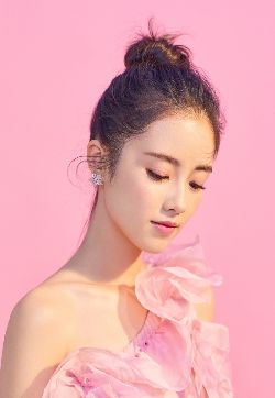 中国内地女广东陆丰模特章乐韵甜美靓丽时尚写真图片