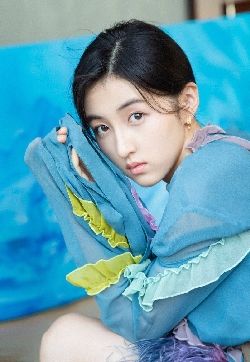 中国内地河南省三门峡女演员张子枫灵动小清新写真图片