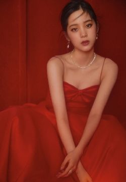 大陆内地台湾台北女演员欧阳娜娜性感妩媚写真图片