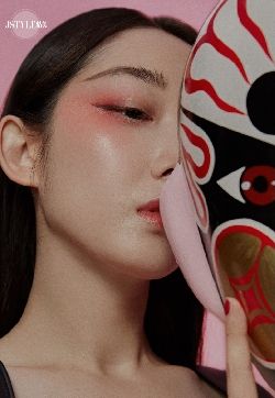 高清中国内地安徽芜湖女演员蒋梦婕国风美妆气质写真图片
