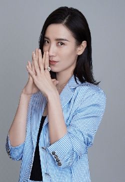 黑龙江省哈尔滨市南岗女明显宋佳钉珠连衣裙优雅写真图片第张