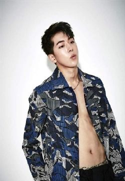 高清韩国釜山广域市人男明显韩国偶像南柱赫最新杂志写真手机桌面壁纸