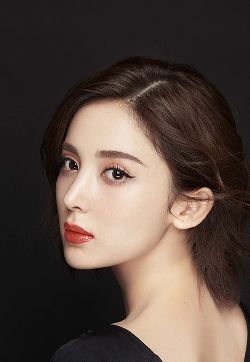 中国内地新疆乌鲁木齐市影视女演员古力娜扎性感魅惑写真图片手机壁纸