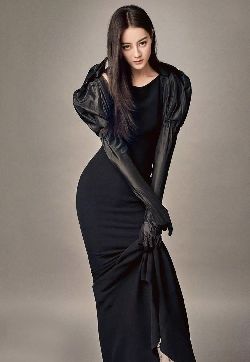 高清新疆乌鲁木齐美女演员迪丽热巴黑白性感高清手机壁纸