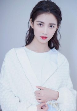 北京新生代女演员陈钰琪纯白仙气写真手机壁纸