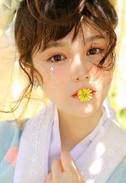 最新秀人网mm性感和服美女手机壁纸图片