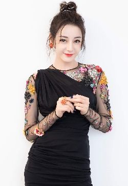 高清新疆乌鲁木齐美女演员迪丽热巴唯美写真手机壁纸