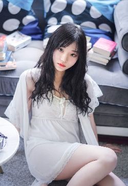 最新秀人网mm性感吊带美女写真手机壁纸
