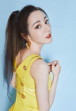高清新疆乌鲁木齐美女演员迪丽热巴艳丽写真手机壁纸