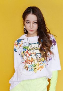 高清新疆乌鲁木齐美女演员迪丽热巴靓丽性感写真手机壁纸