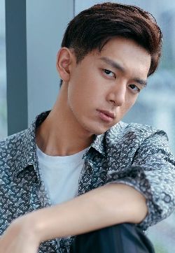 中国内地湖北荆州男演员李现冷峻帅气手机壁纸图片