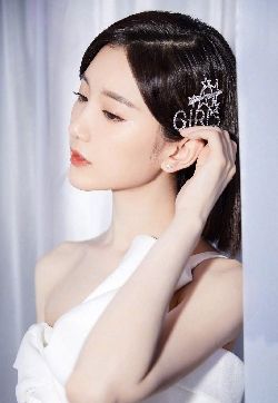 高清中国天津女演员毛晓彤仙气甜美手机壁纸